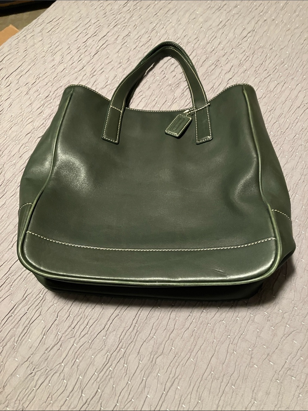 COACH. Dark Green Leather Tote Bag with Top Handles. Has Hangtag. Very clean!